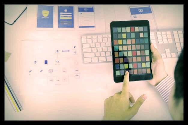 איך לקדם את האתר שלך בחינם ברשתות החברתיות? עצב בעצמך אפליקציות או אתרי אינטרנט