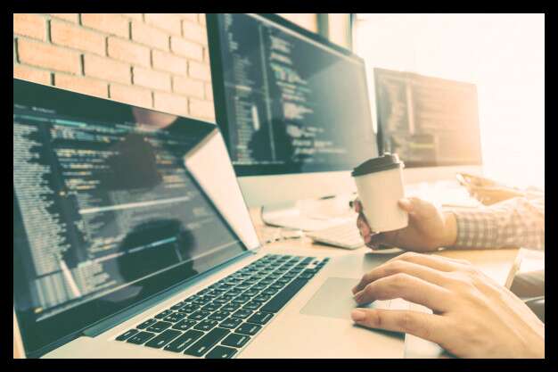 קורסים מעצבים גרפיים ברחובות