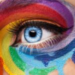 אילו רגשות צבעים מעוררים? מהם משדרים כדי למכור יותר לצרכן?